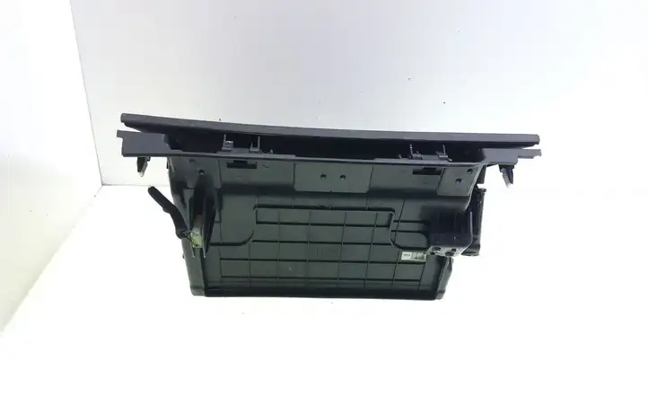 Hyundai ix35 (2013 - 2019) 845112S000 Вещевой ящик — фото 2