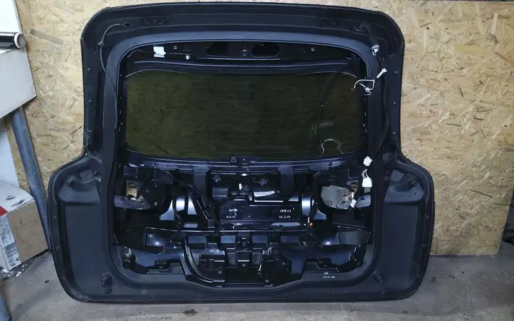 Citroen C4 Grand Picasso (2013 - 2016) Крышка багажника — фото 9