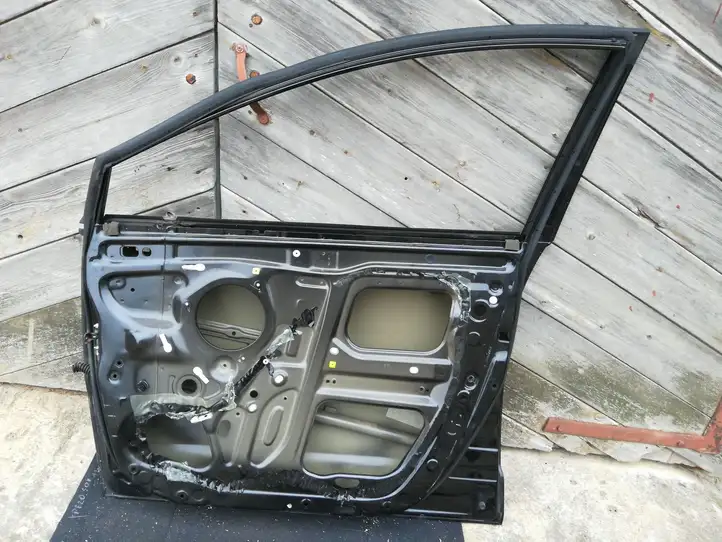 Toyota Corolla Verso AR10 (2004 - 2009) Дверь — фото 2