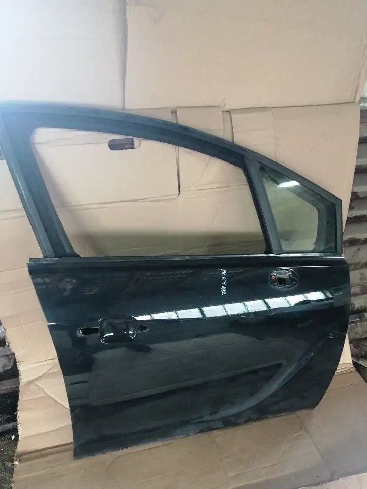 Opel Meriva B (2010 - 2014) Дверь — фото 1
