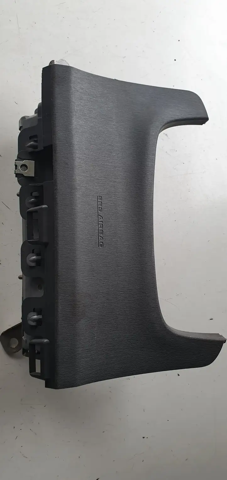 Toyota Prius (XW30) (2009 - 2015) Подушка безопасности пассажира — фото 1
