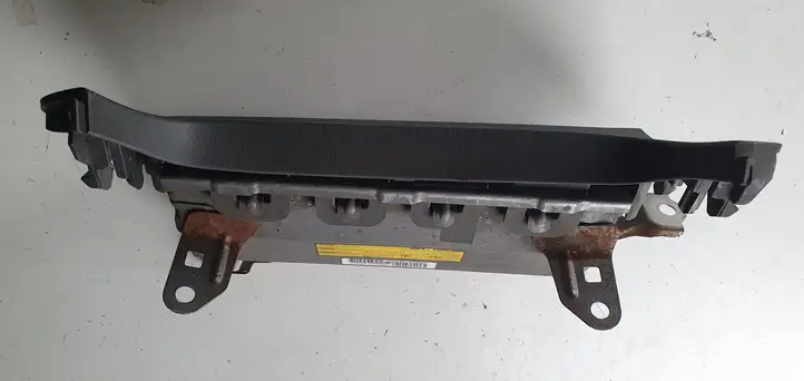 Toyota Prius (XW30) (2009 - 2015) Подушка безопасности пассажира — фото 2
