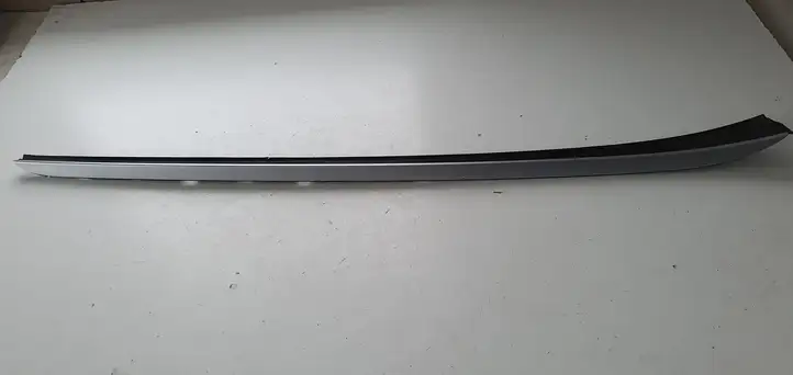 Hyundai i40 (2011 - ) Накладка стоек лобового стекла — фото 4