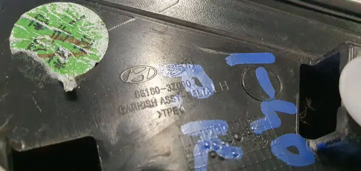 Hyundai i40 (2011 - ) Накладка стекла передней двери — фото 5