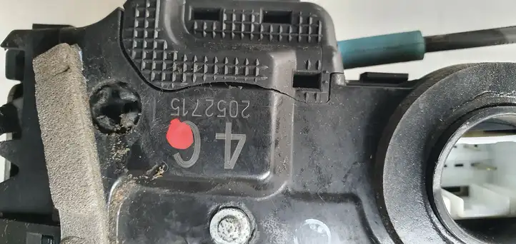 Toyota Prius+ (ZVW40) (2011 - 2018) Замок задней двери — фото 4