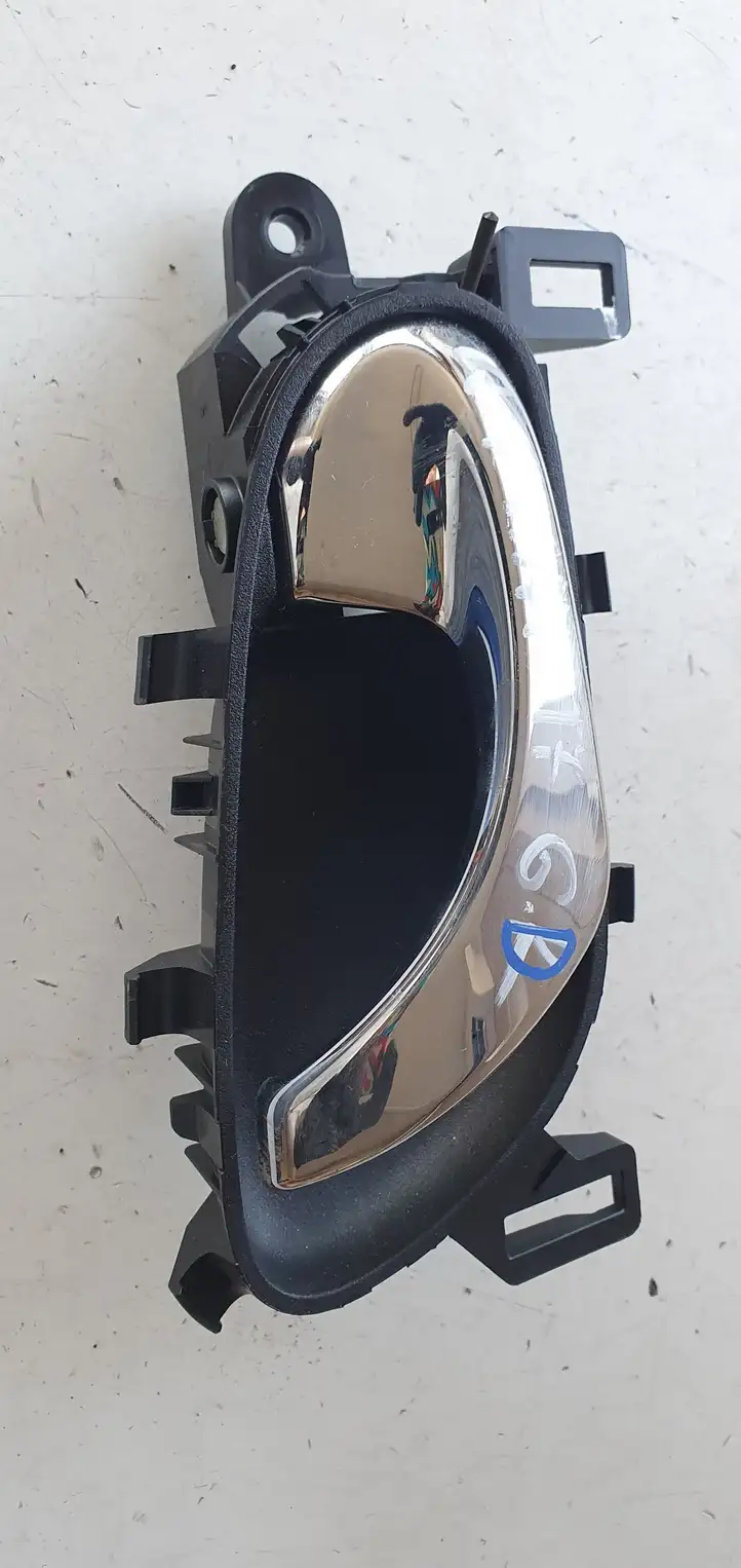 Nissan Qashqai (2017 - 2020) Внутренняя ручка задней двери — фото 1