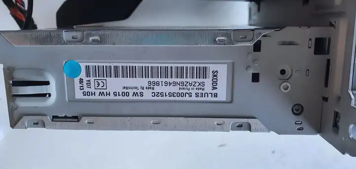 Skoda Rapid (NH) (2012 - 2019) Магнитола / мультимедийная система — фото 2