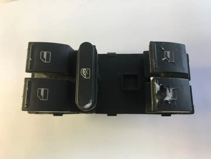 Volkswagen Touran I (2003 - 2010) 1K4959857 Блок кнопок стеклоподъемников — фото 1