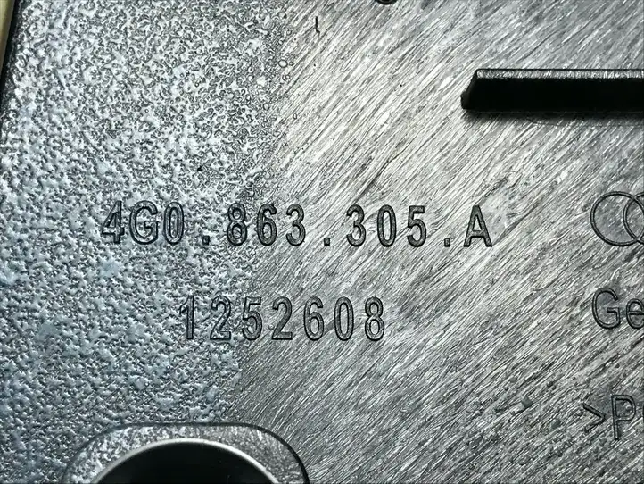Audi A6 C7 (2011 - 2014) 4G0863305A Передняя боковая обшивка салона — фото 4