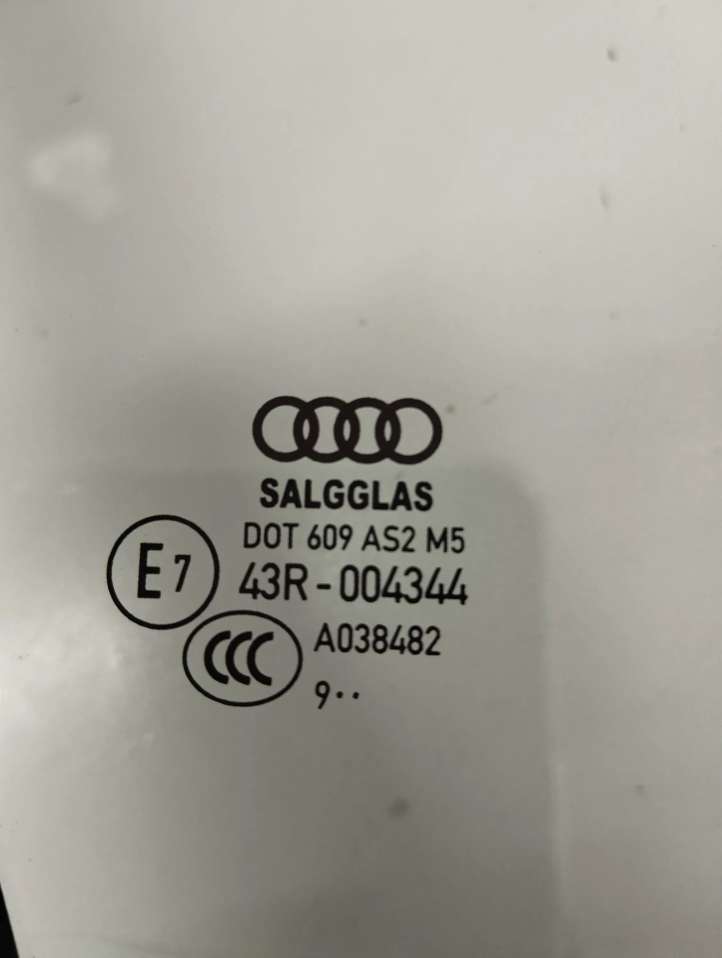 4M0845114A Audi Q7 4M Mažasis A priekinių durų stiklas (keturdurio)