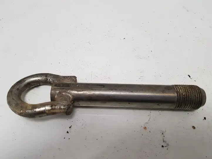 Toyota Avensis T270 (2009 - 2012)   Петля вытягивания