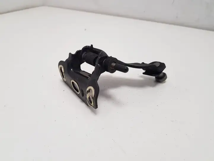 Ford B-MAX (2012 - 2018) AV11R25029AF Средняя направляющая ролика раздвижной двери — фото 2