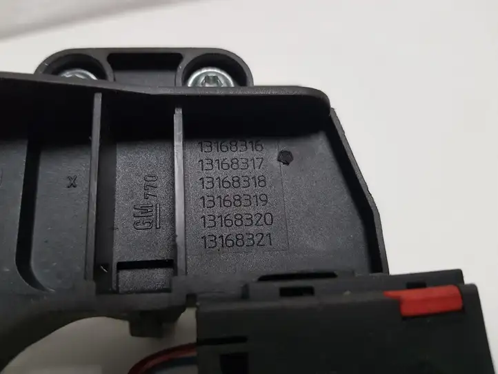 Opel Meriva A (2006 - 2010) 13168316 Ручка крышки багажника — фото 2
