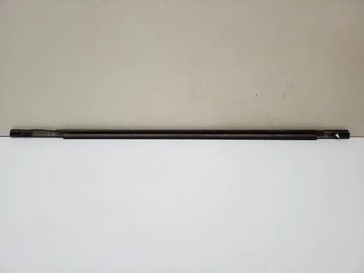 Dodge Grand Caravan (2007 - 2020) OEM Молдинги раздвижных дверей — фото 5
