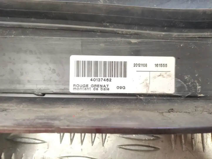Renault Scenic III - Grand scenic III (2009 - 2016) 768351859R Накладка стоек лобового стекла — фото 3