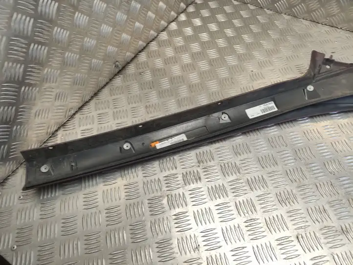 Renault Scenic III - Grand scenic III (2009 - 2016) 768349558R Накладка стоек лобового стекла — фото 7