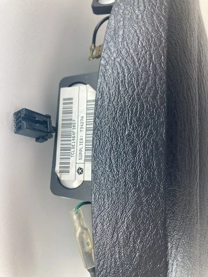 Chrysler Voyager (2004 - 2007) 73427A Подушка безопасности руля — фото 4