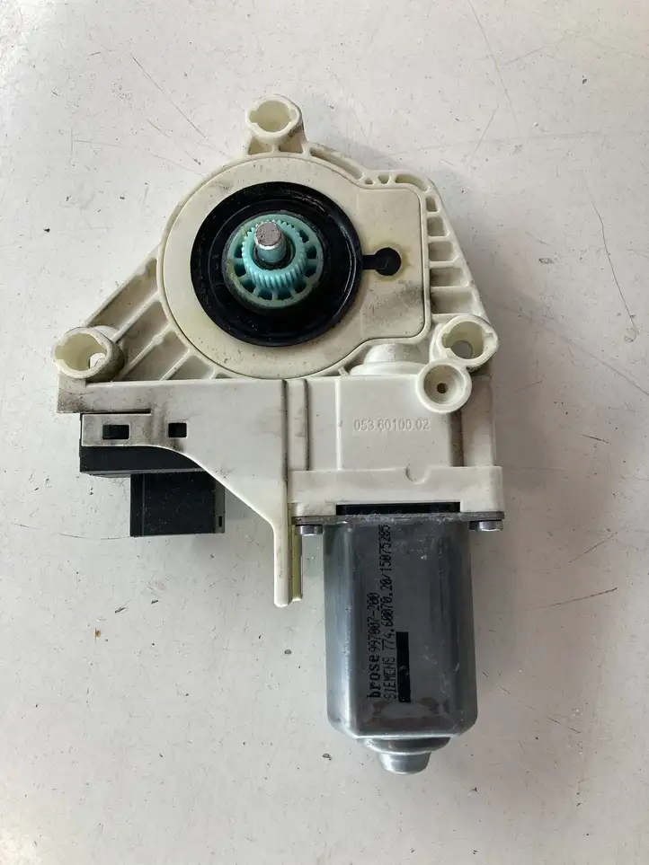Audi A6 Allroad C6 (2006 - 2008) 997007200 Стеклоподъемник задней двери — фото 4