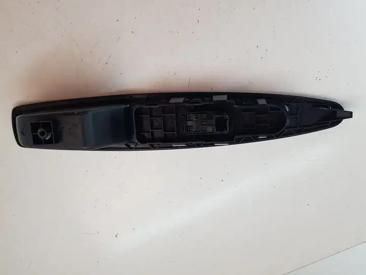 Citroen C4 (2004 - 2008) 9651465677 Кнопка стеклоподъемников — фото 2