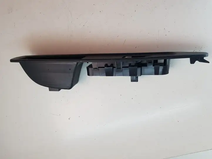 Citroen C4 (2004 - 2008) 9651465677 Кнопка стеклоподъемников — фото 3