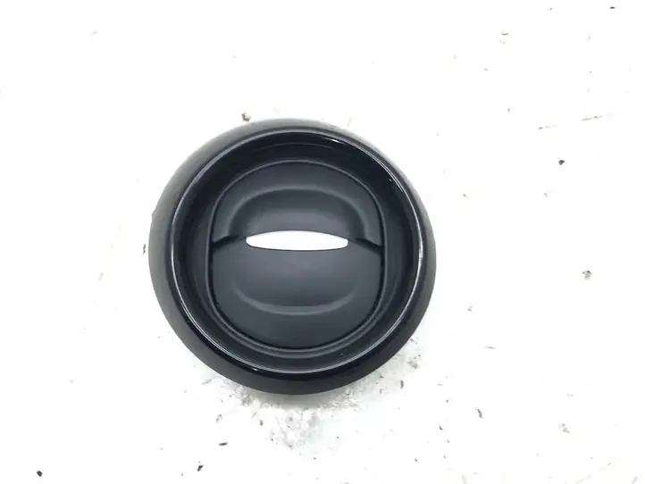 Renault Clio IV (2012 - 2019) 687605663F Боковой воздушный дефлектор — фото 1
