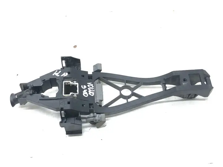 Volvo S40 (2007 - 2012) 30784203 Крепление наружной ручки передней двери — фото 1