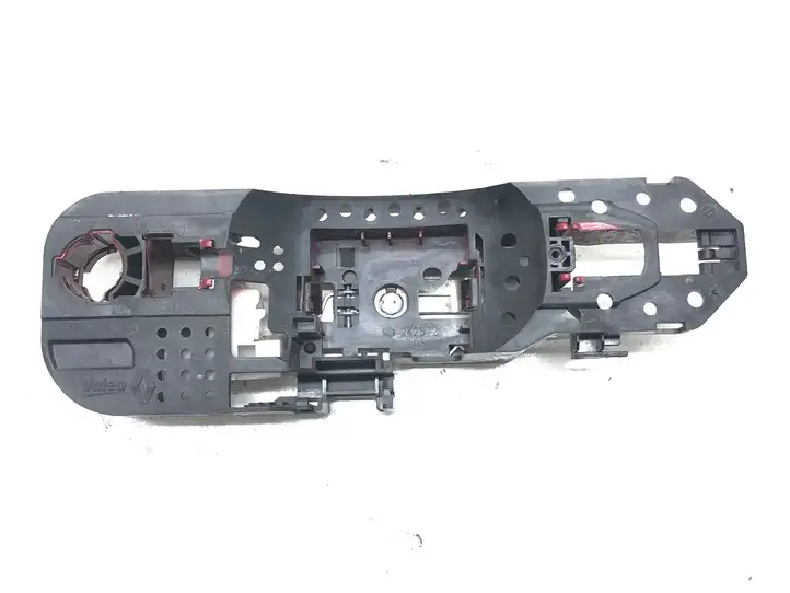Renault Scenic III - Grand scenic III (2009 - 2016) 806060042R Крепление наружной ручки передней двери — фото 1