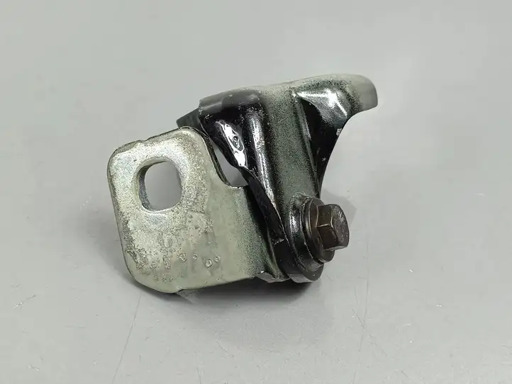 Jeep Compass (2017 - ) Верхняя петля передней двери — фото 4