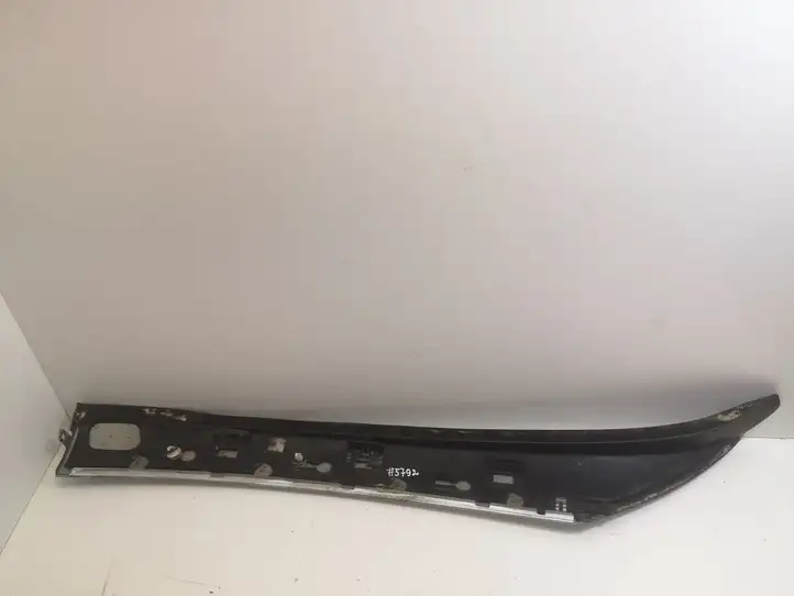 Mercedes-Benz SLK R171 (2005 - 2011) A1716900138 Накладка стоек лобового стекла — фото 2