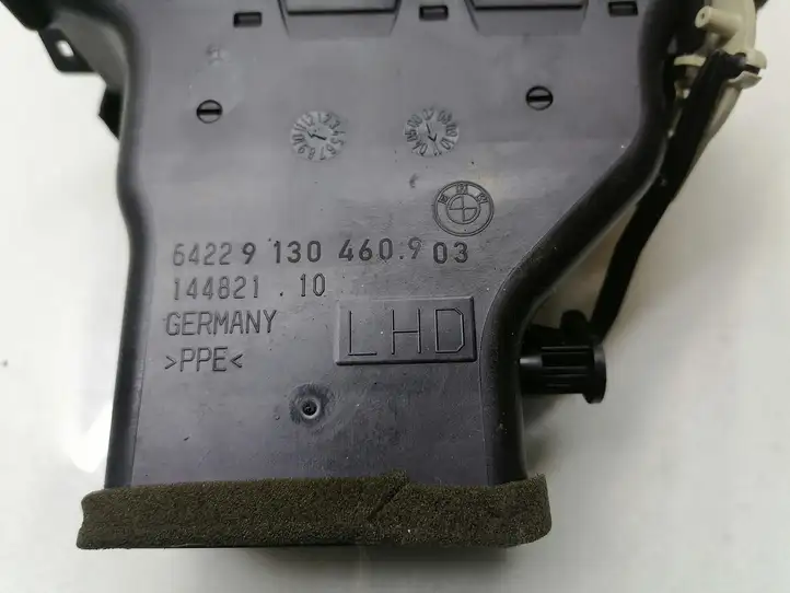BMW 3 E90 E91 (2005 - 2012) 9130460 Боковой воздушный дефлектор — фото 4