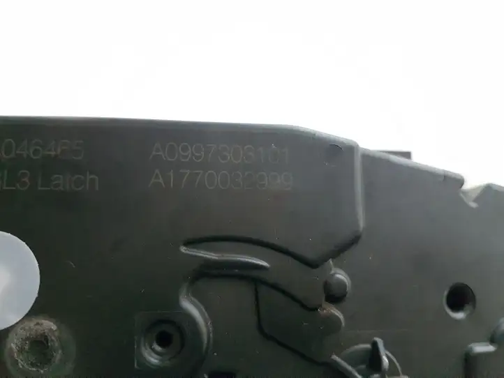 Mercedes-Benz A W177 (2018 - ) A0997303101 Замок задней двери — фото 4