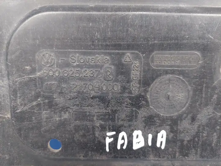 Skoda Fabia Mk1 (6Y) (1999 - 2007) 6Q0825237R Защита двигателя — фото 8