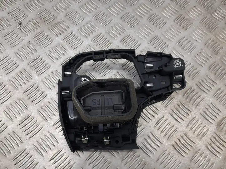 Audi A4 S4 B9 (2015 - 2019) 8W1820901 Боковой воздушный дефлектор — фото 7