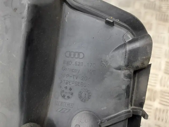 Audi A4 S4 B9 (2015 - 2019) 8W0821170 Накладка крыла — фото 3