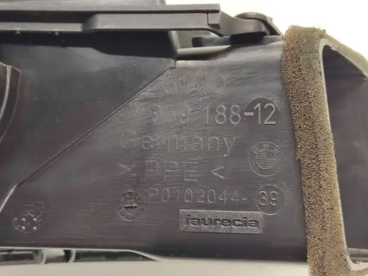 BMW 1 E81 E87 (2004 - 2011)  P010204439 Боковая воздушный дефлектор