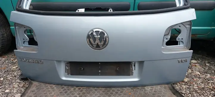 Volkswagen Touareg I (2002 - 2010) Крышка багажника — фото 2