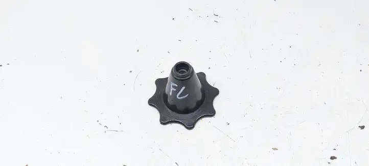 Fiat Croma (2005 - 2011) 90126756 Болт крепления запасного колеса — фото 1