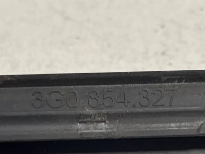 Volkswagen PASSAT B8 (2015 - ) 3g0854327 Накладка стоек лобового стекла — фото 3