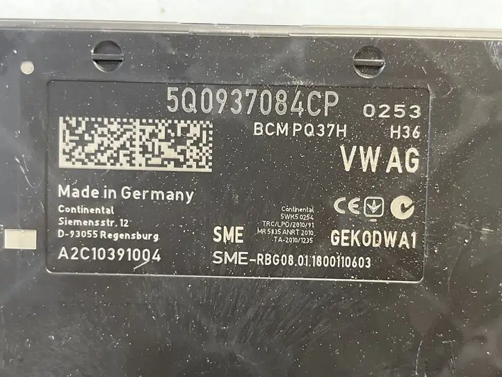 Skoda Superb B8 (3V) (2015 - 2023) 5Q0937084CP Модуль комфорта — фото 2