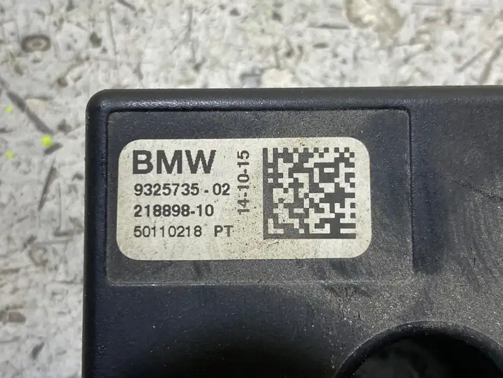 BMW M4 F82 F83 (2014 - 2020) 21889810 GPS антенна — фото 2