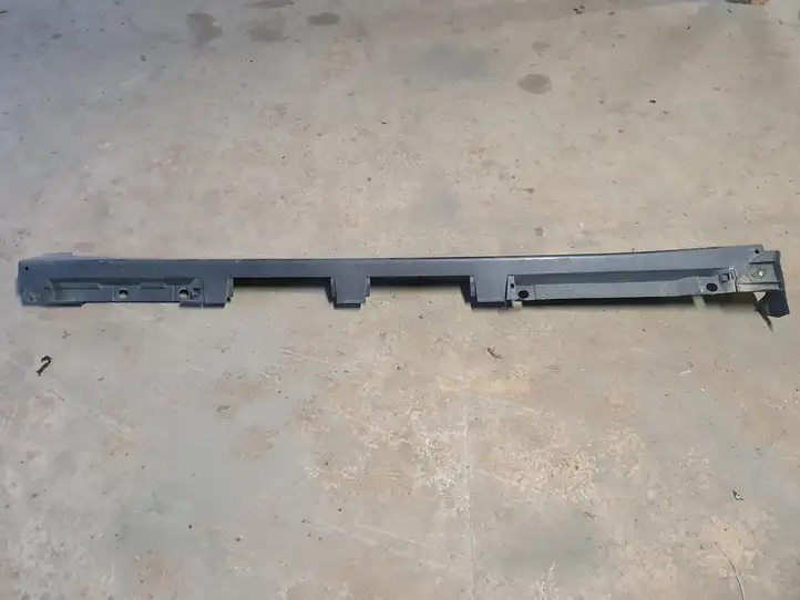 Toyota Prius (XW30) (2009 - 2015) 7586047010 Порог кузова — фото 3