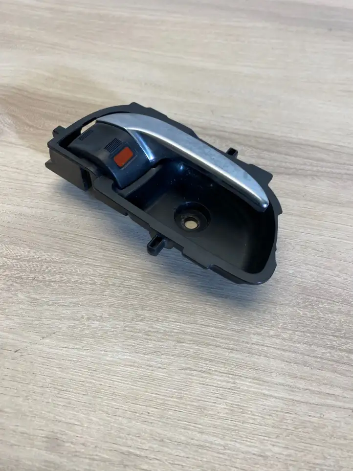 Toyota Yaris (2014 - 2019) 89915A2 Внутренняя ручка задней двери — фото 4