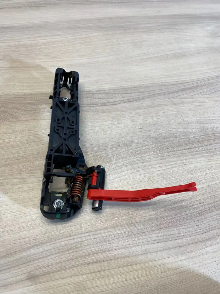Toyota Yaris (2014 - 2019) 692030D09000 Наружная ручка задней двери — фото 5