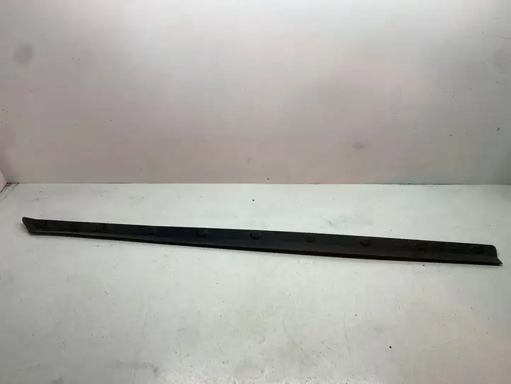 Toyota Auris E180 (2012 - 2018) 7585202081 Прочие внешние детали — фото 3