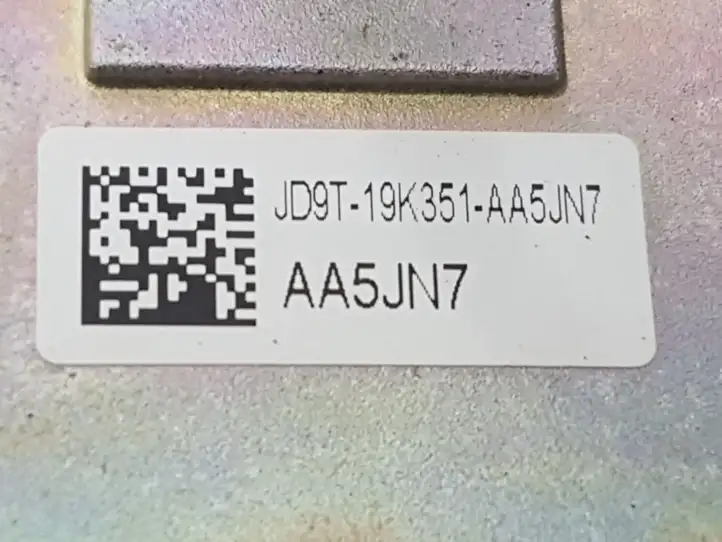 Ford Edge II (2015 - ) JD9T19K351 GPS антенна — фото 3