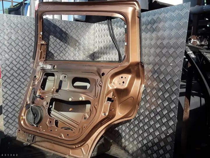 Ford C-MAX II (2010 - 2015) Боковая раздвижная дверь — фото 3
