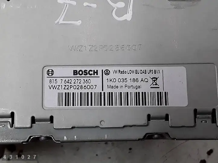 Volkswagen PASSAT B7 (2011 - 2014) 1K0035186AQ Магнитола / мультимедийная система — фото 2
