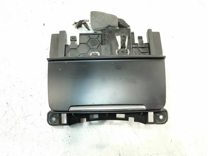 Audi A4 S4 B8 8K (2007 - 2011) 8K0857951 Передняя пепельница — фото 1