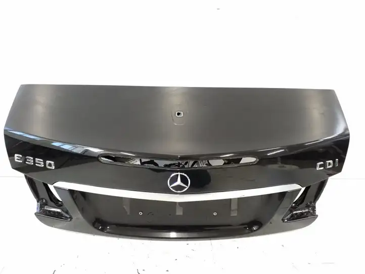 Mercedes-Benz E C207 W207 (2009 - 2017) A2077501475 Крышка багажника — фото 1