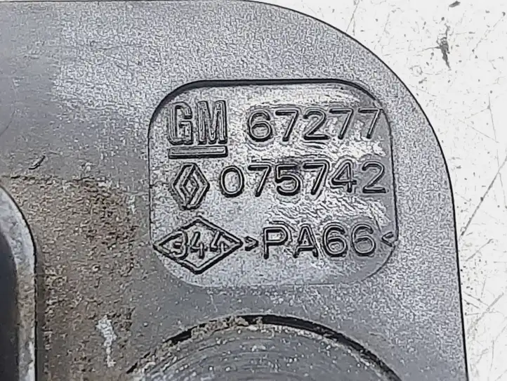 Renault Trafic II (X83) (2002 - 2014) 075742 Ограничитель двери — фото 2